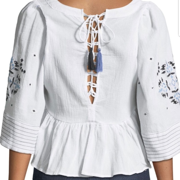 HOST PICK! Haute Rouge Floral Embroidery Boho Top - Picture 3 of 8